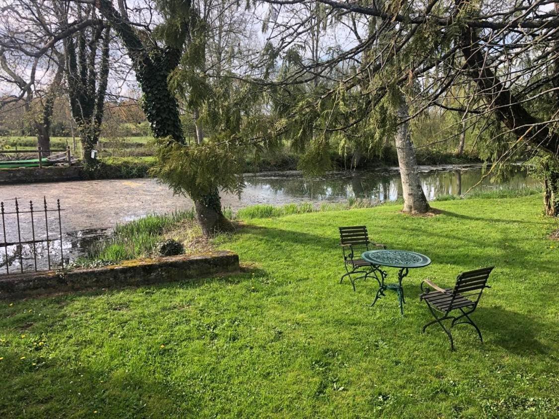 Le Domaine Du Moulin Foulon 호텔 Essay 외부 사진